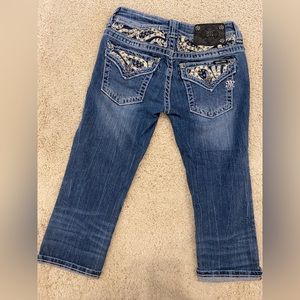 Miss Me Cropped Capris